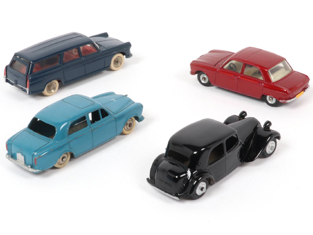 Lot 225 - DINKY TOYS (FRANCE) (4)