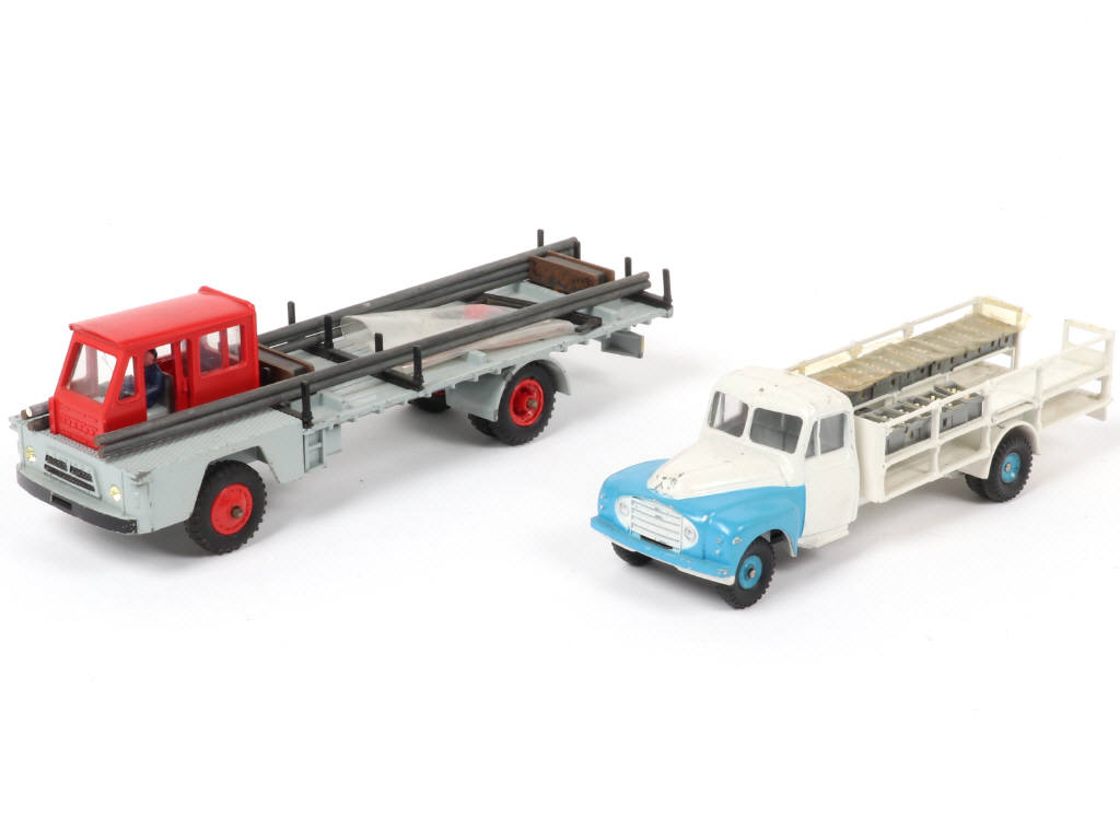 Lot 196 - DINKY TOYS (FRANCE) (2)