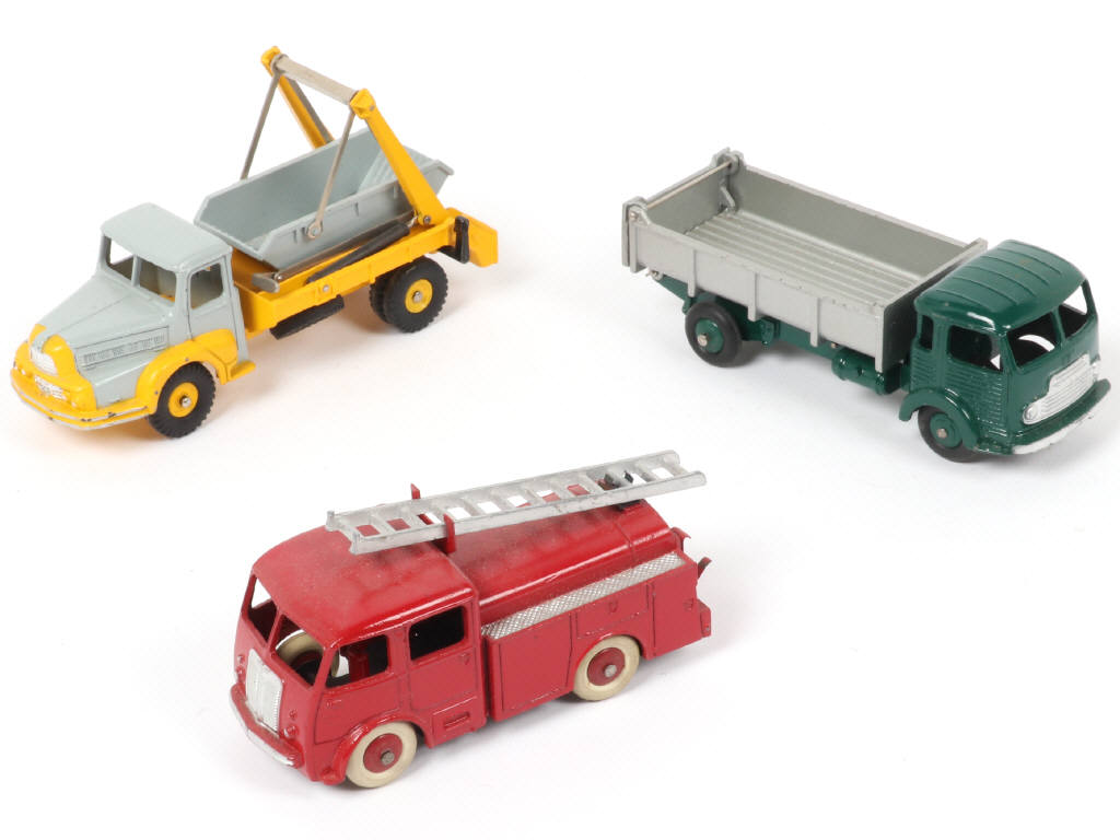 Lot 219 - DINKY TOYS (FRANCE) (3)