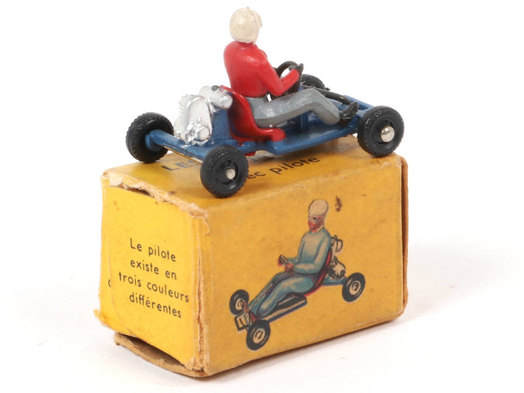 Lot 163 - DINKY TOYS (FRANCE) (1)