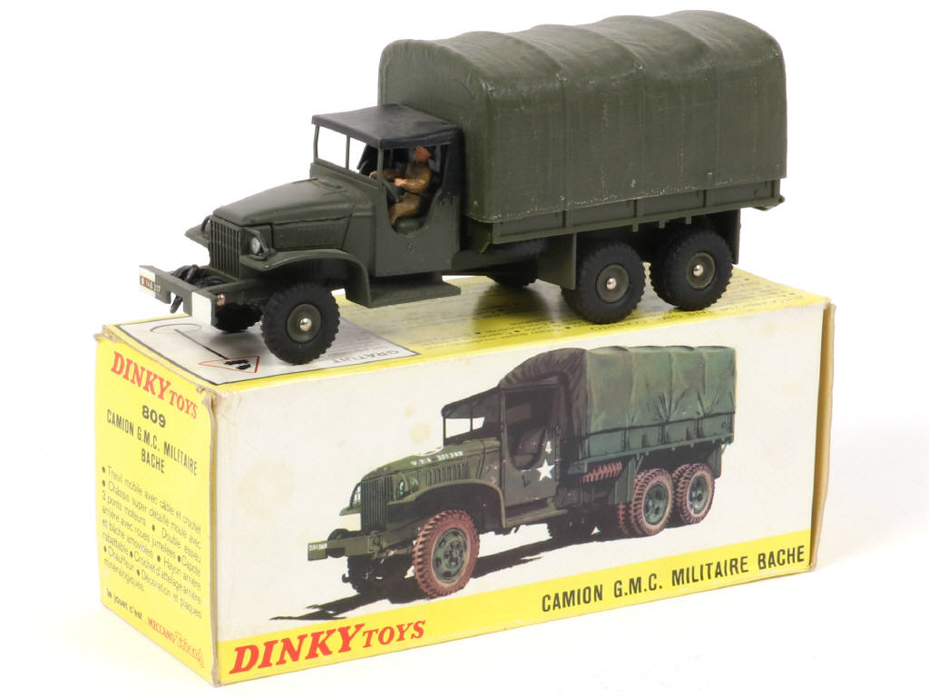 Lot 181 - DINKY TOYS (FRANCE) (1)