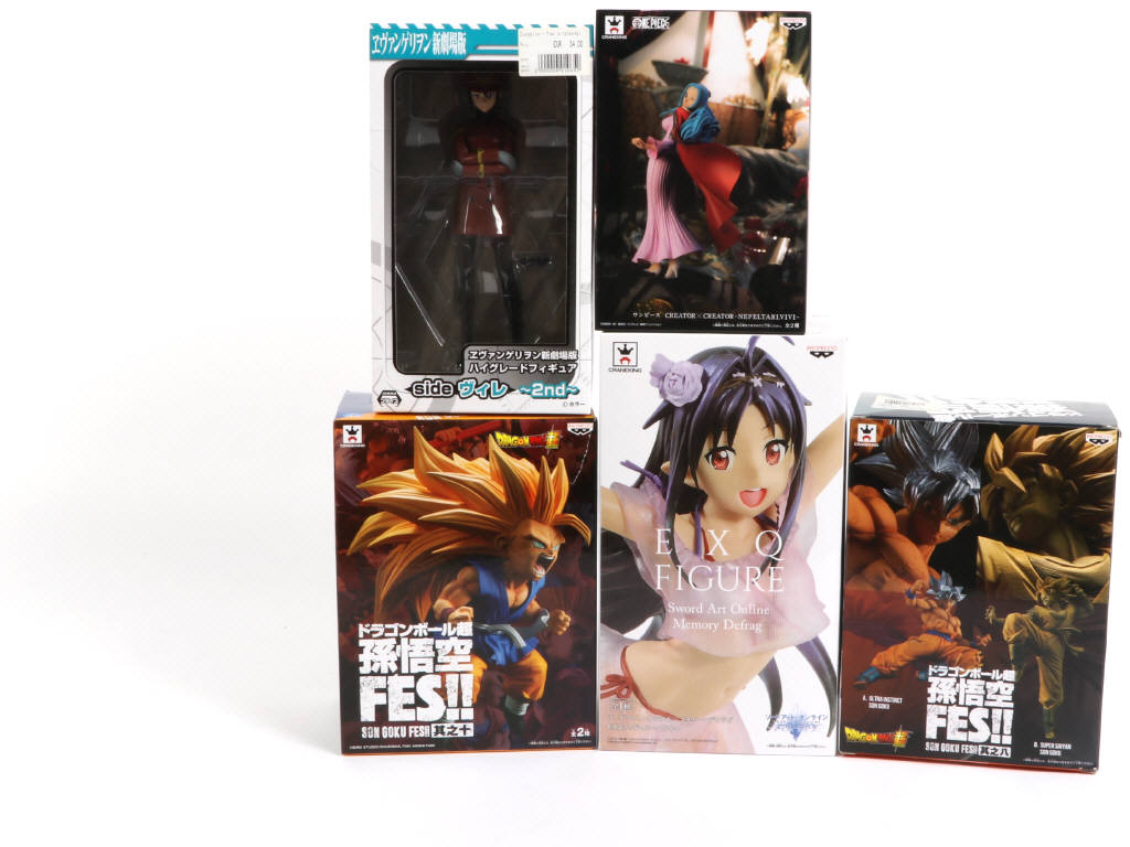 Lot 117 - DIVERS (JAPON) (5)