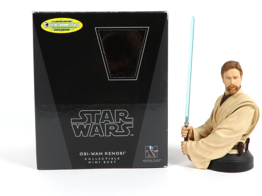 Lot 195 - SIDESHOW COLLECTIBLES (USA) (1)