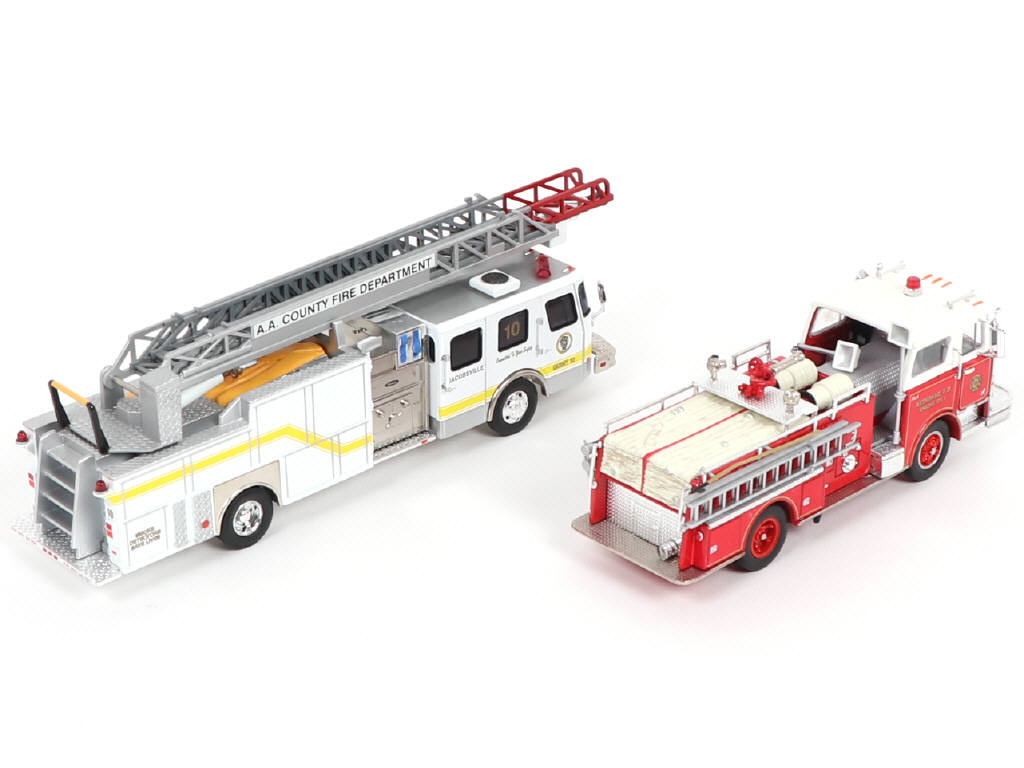 Lot 161 - CORGI TOYS (GB) (2)