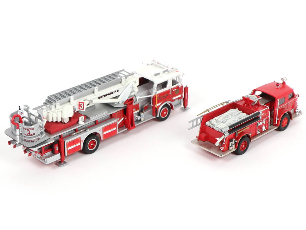 Lot 142 - CORGI TOYS (GB) (2)