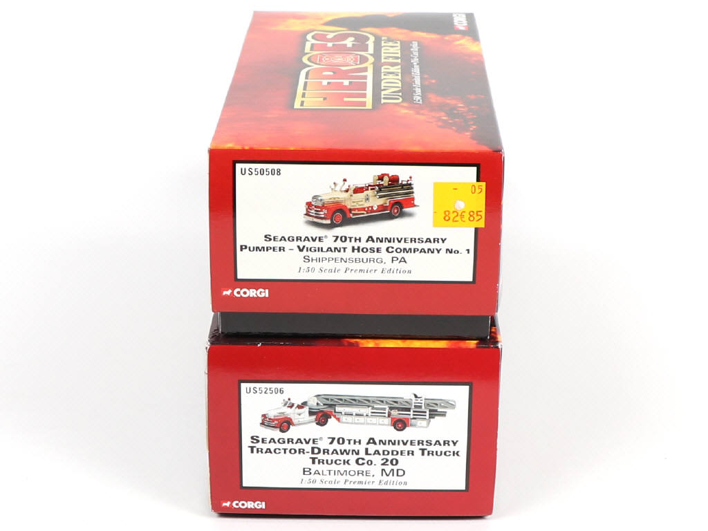 Lot 160 - CORGI TOYS (GB) (2)