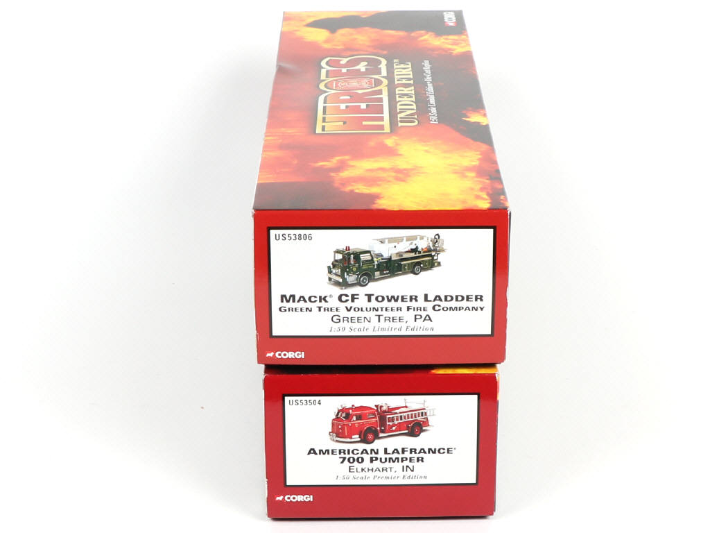 Lot 152 - CORGI TOYS (GB) (2)