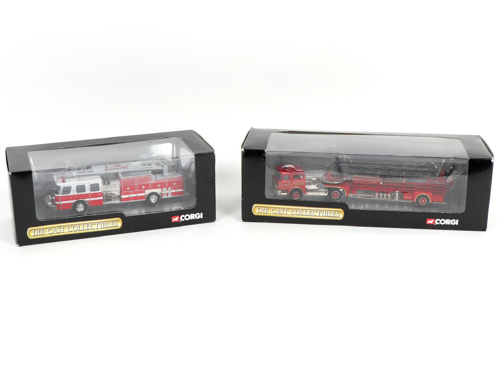 Lot 150 - CORGI TOYS (GB) (2)