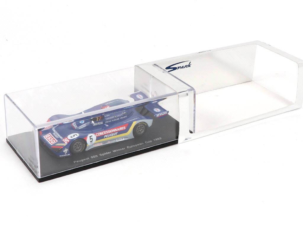 Lot 102 - SPARK (MACAU) (2)