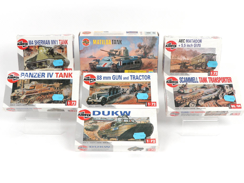 Lot 34 - AIRFIX (GB) (7)