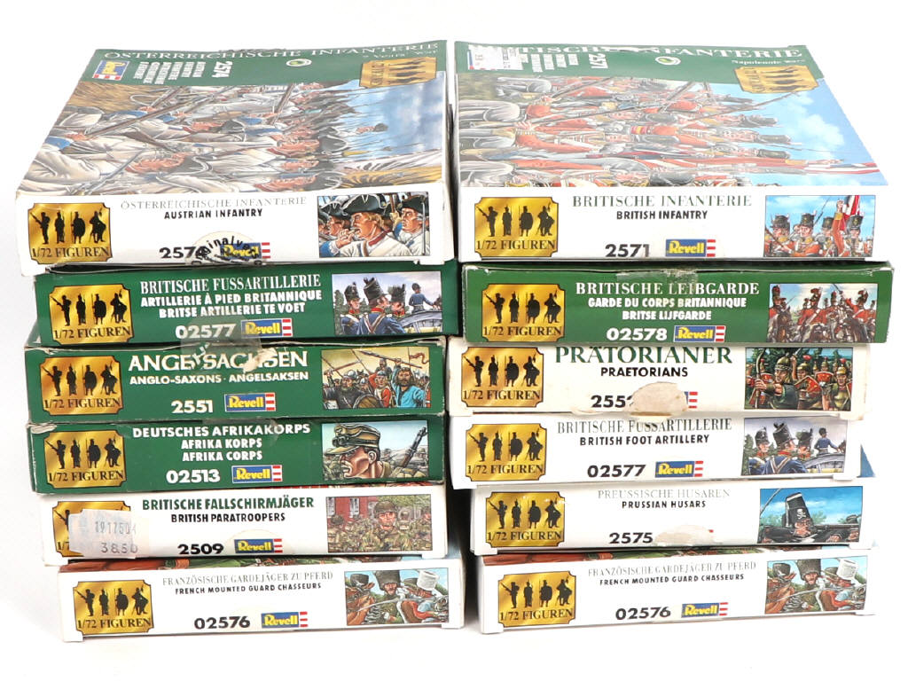 Lot 16 - REVELL (ALLEMAGNE) (12)