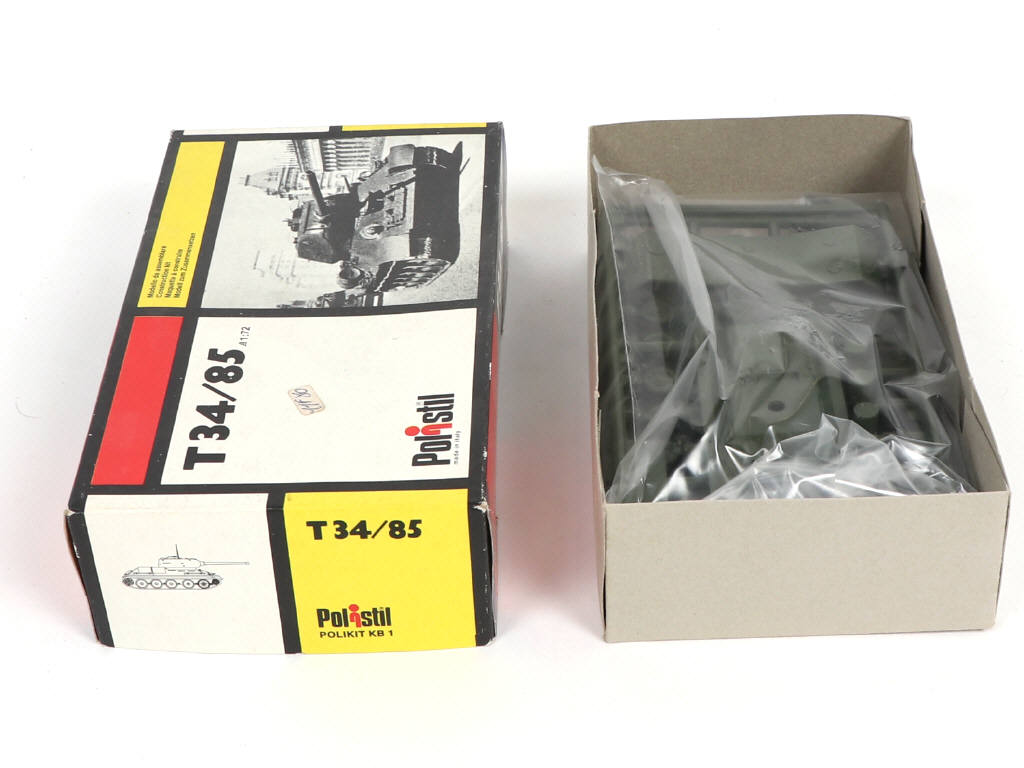 Lot 31 - POLISTIL (ITALIE) (3)