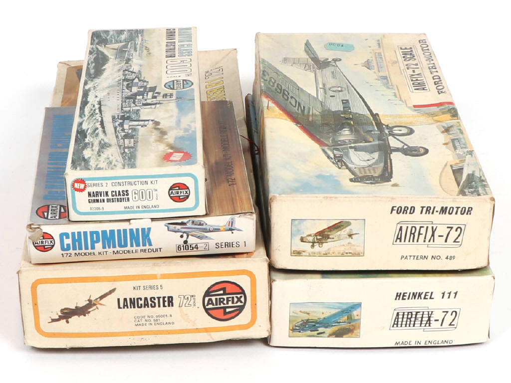 Lot 32 - AIRFIX (GB) (5)