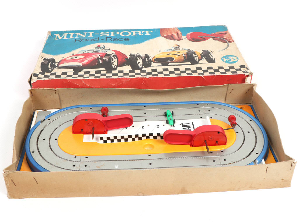 Lot 49 - BILLER (ALLEMAGNE) (3)