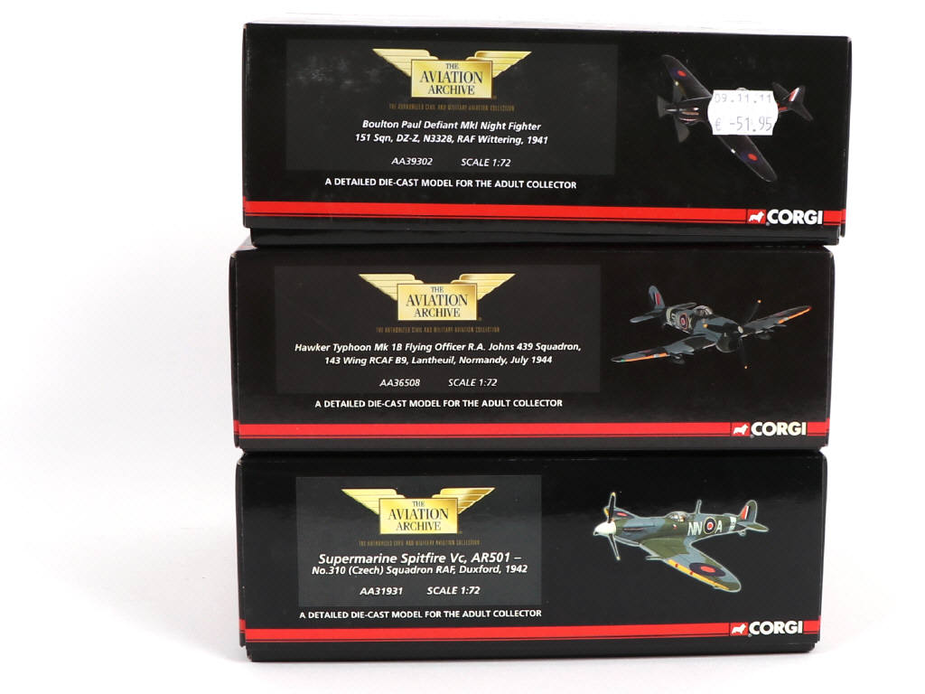 Lot 170 - CORGI TOYS (GB) (3)