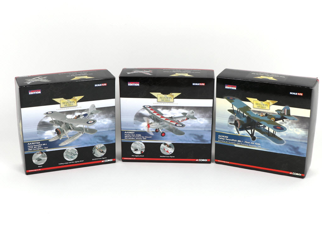 Lot 165 - CORGI TOYS (GB) (3)