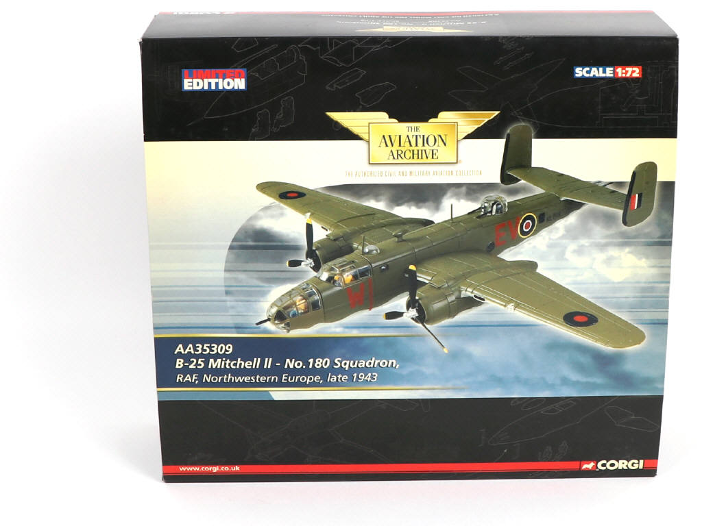 Lot 137 - CORGI TOYS (GB) (1)