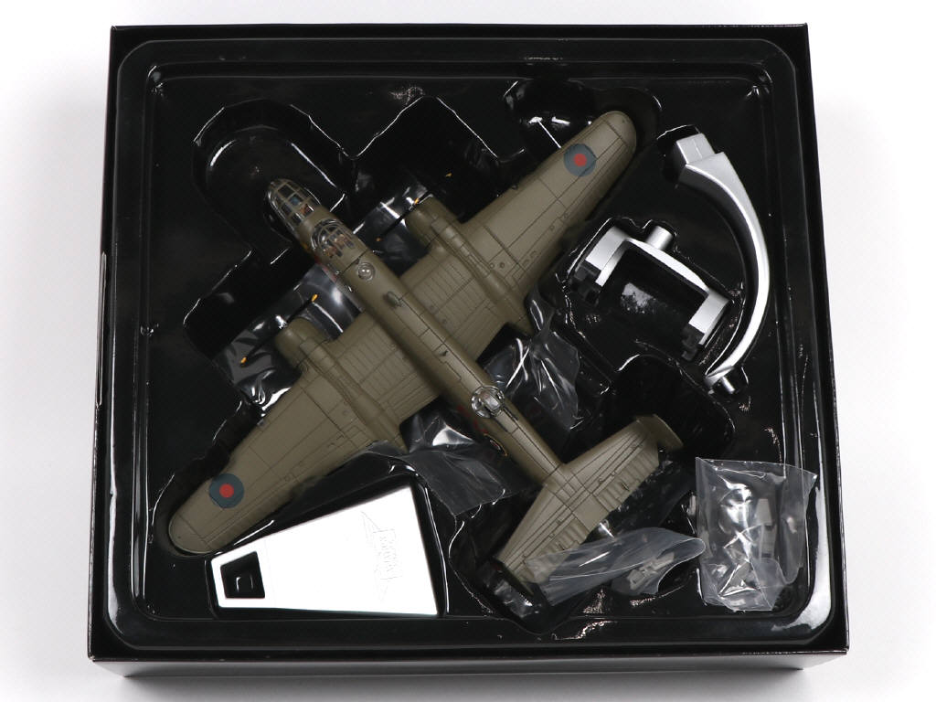 Lot 137 - CORGI TOYS (GB) (1)