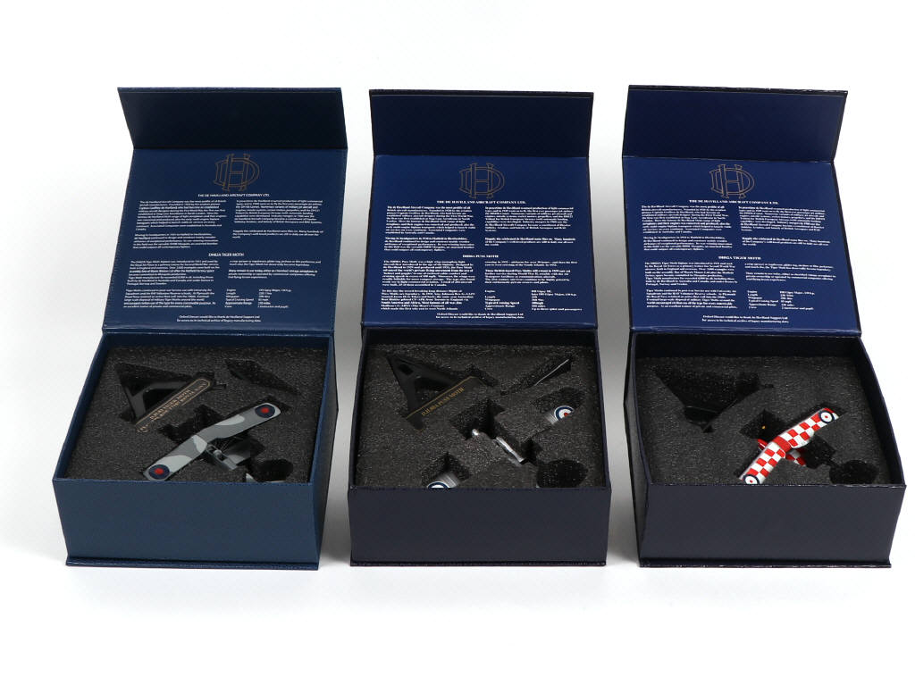 Lot 130 - OXFORD DIE-CAST (GB) (3)