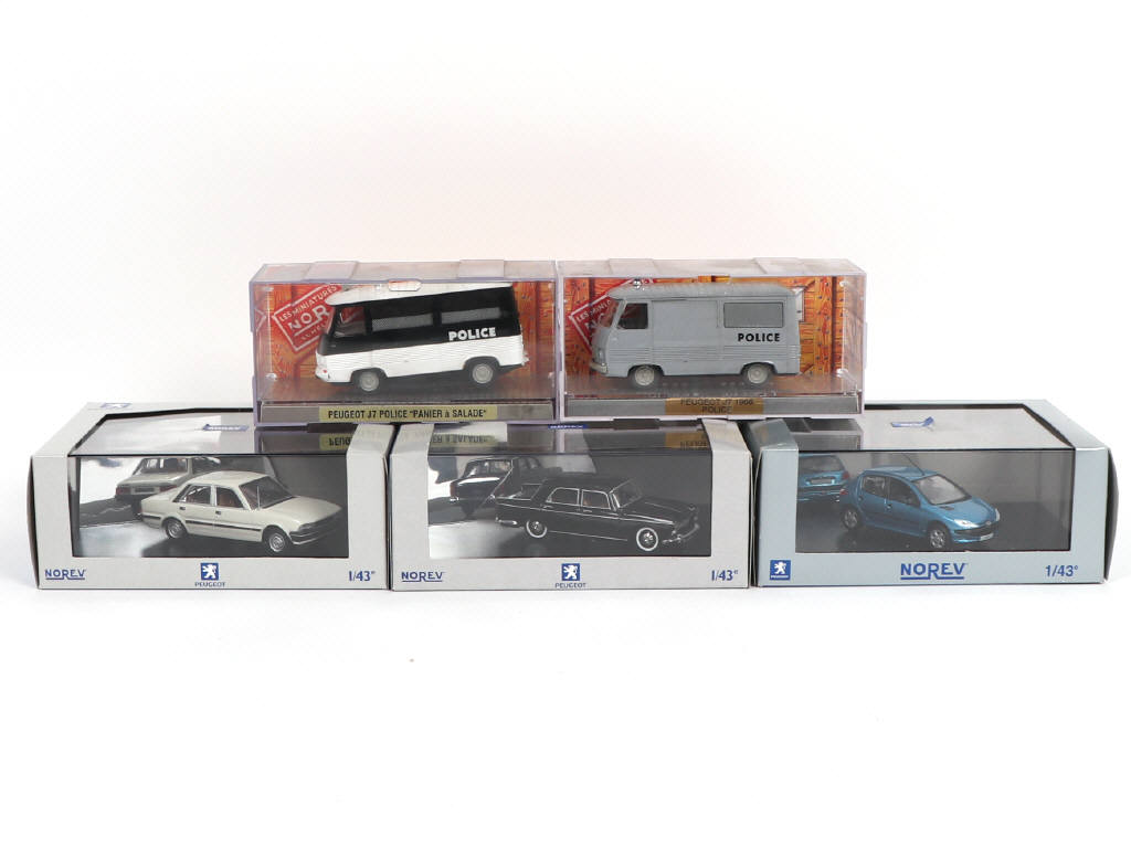 Lot 251 - NOREV (FRANCE) (5)