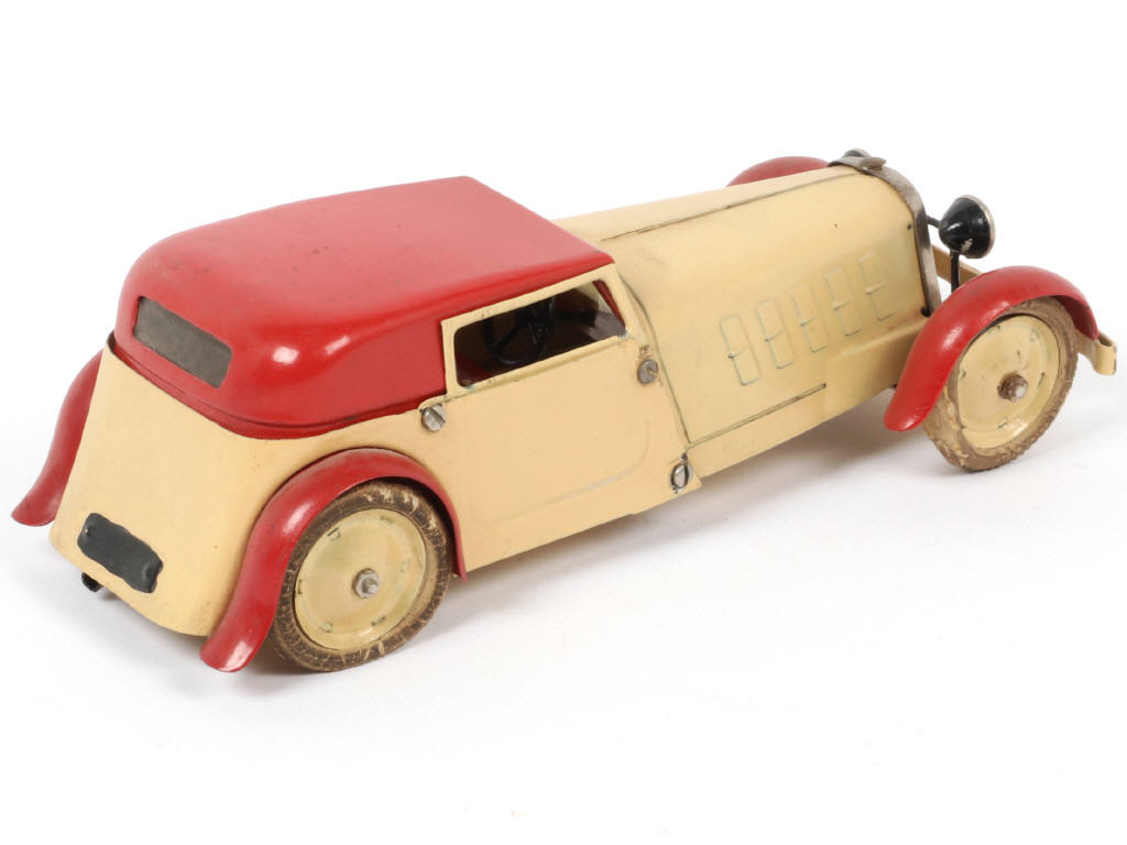 Lot 44 - MECCANO (FRANCE) (1)