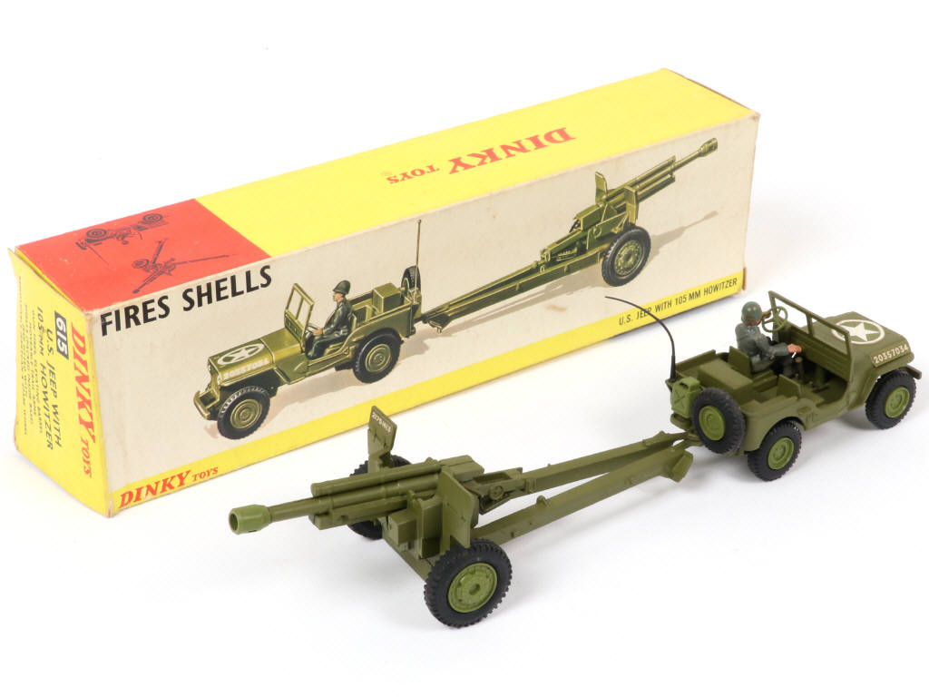 Lot 176 - DINKY TOYS (GB) (1)