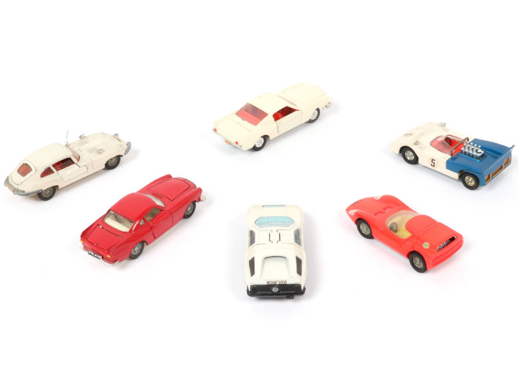 Lot 197 - DINKY TOYS (GB) (6)