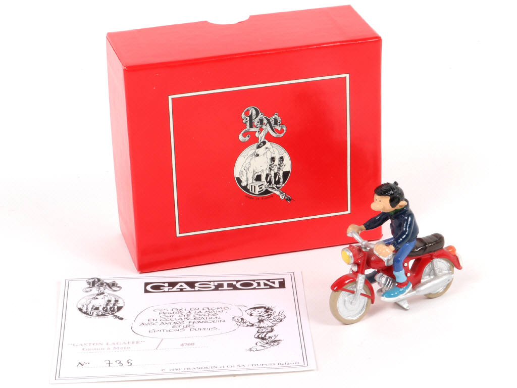 Lot 30 - PIXI (FRANCE) (1)