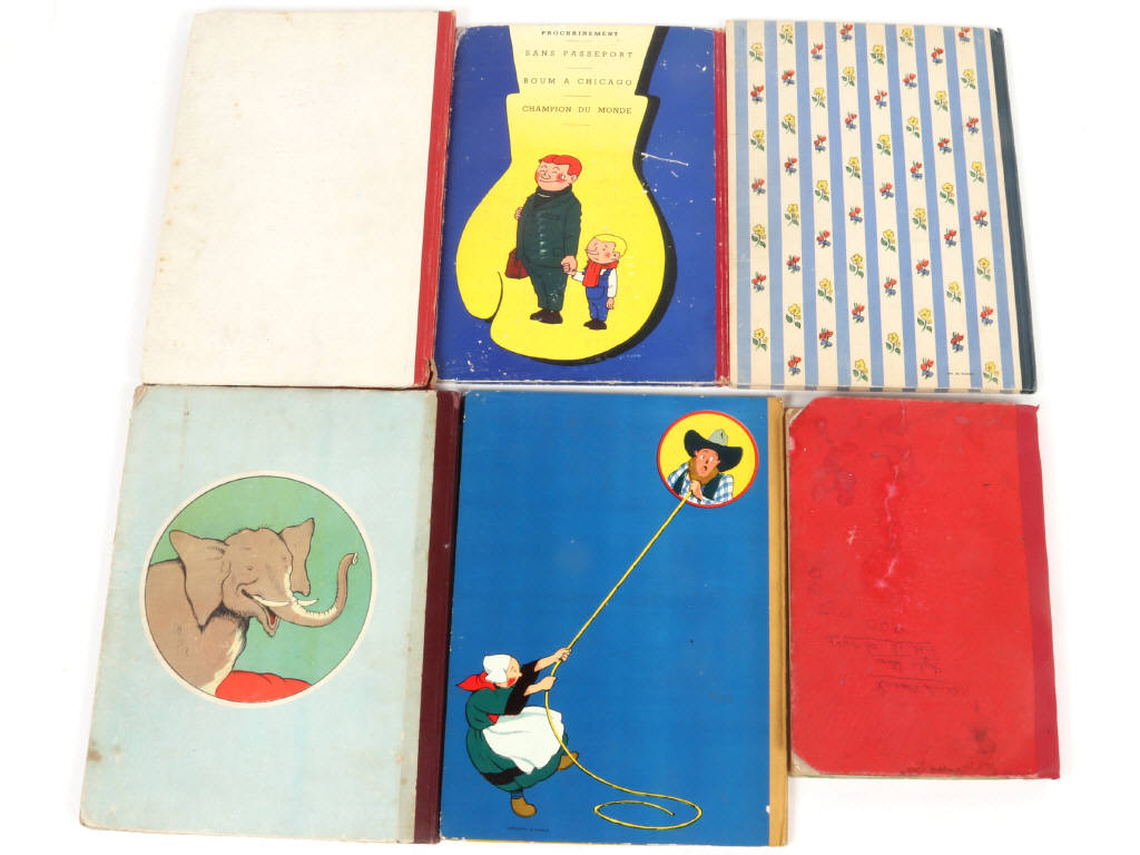 Lot 200 - DIVERS (12)