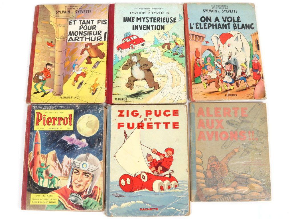 Lot 200 - DIVERS (12)