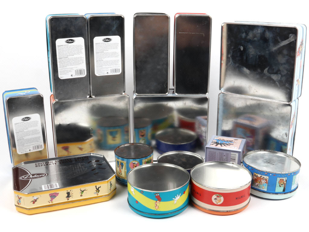 Lot 63 - DIVERS (16)