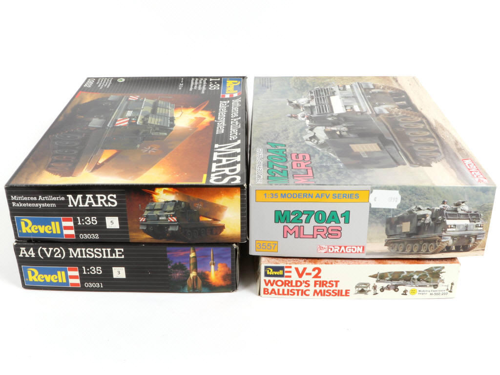 Lot 23 - REVELL (ALLEMAGNE) (4)