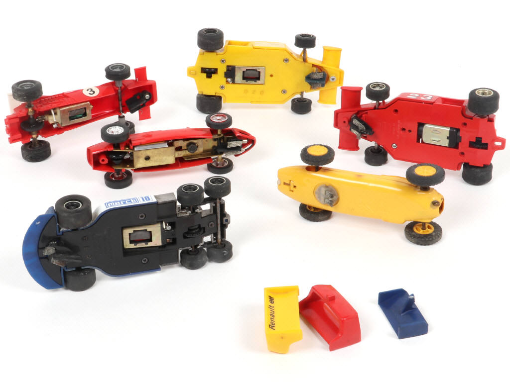 Lot 22 - SCALEXTRIC (GB) (6)