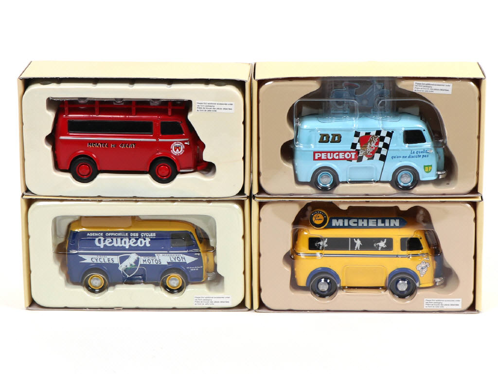 Lot 194 - CORGI TOYS (GB) (4)