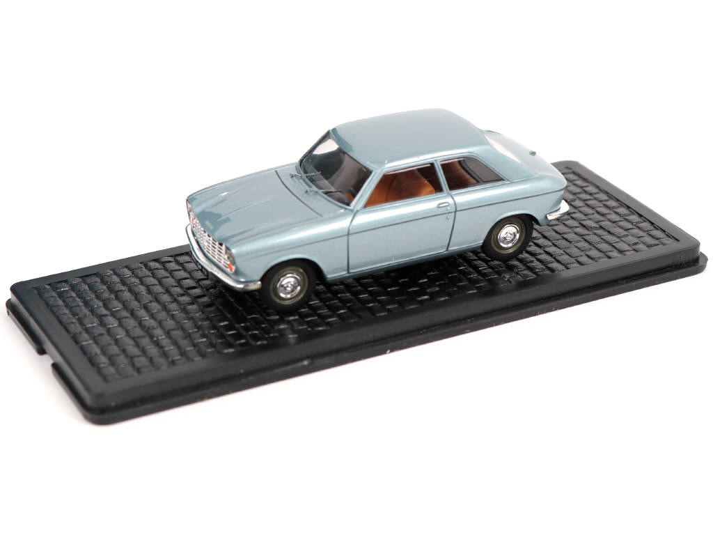 Lot 225 - AQUAVIT (FRANCE) (2)