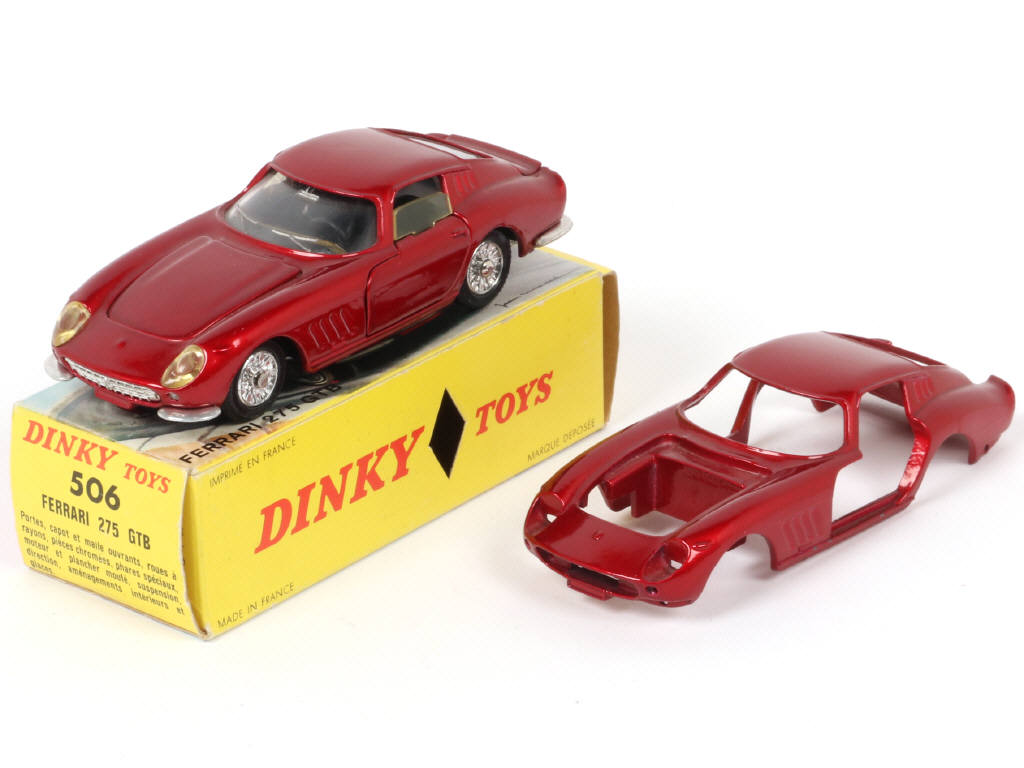 Lot 455 - DINKY TOYS (FRANCE) (2)
