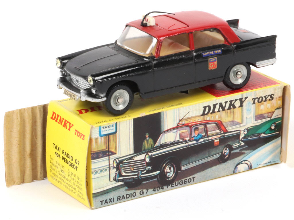 Lot 503 - DINKY TOYS (FRANCE) (1)