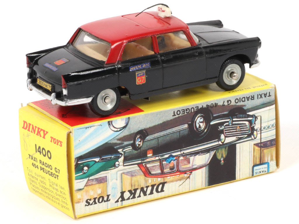 Lot 503 - DINKY TOYS (FRANCE) (1)