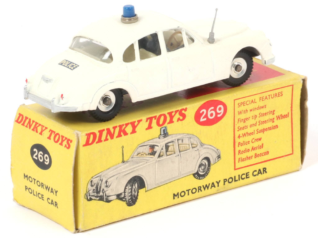 Lot 574 - DINKY TOYS (GB) (1)