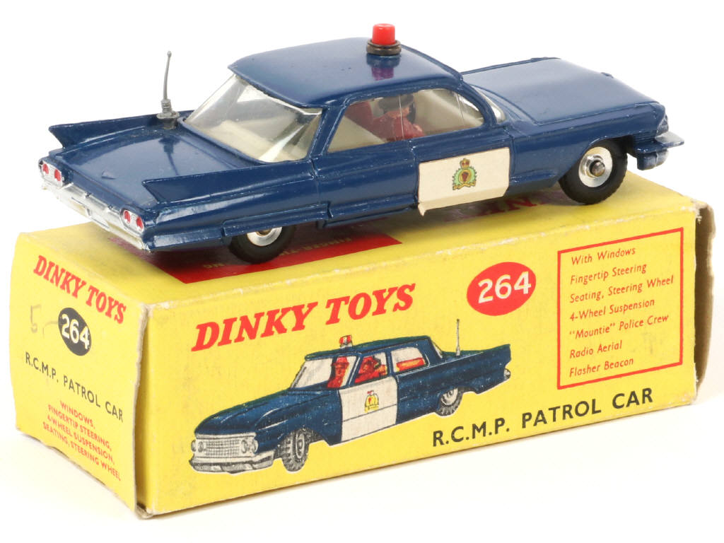 Lot 573 - DINKY TOYS (GB) (1)