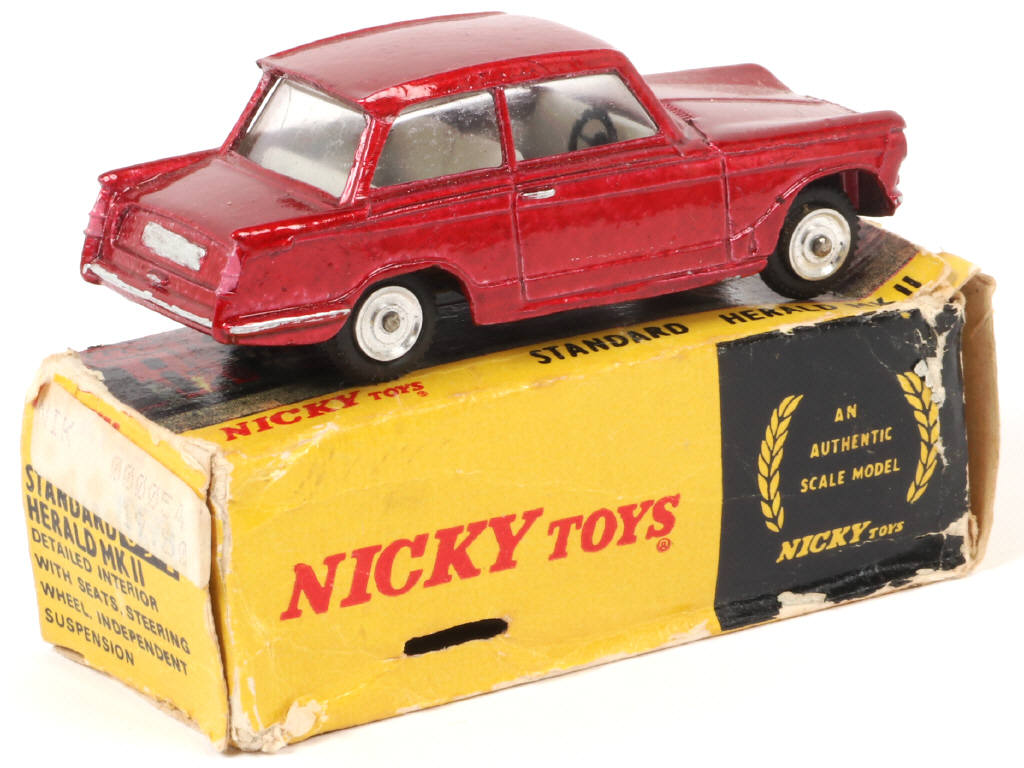 Lot 535 - NICKYTOYS (INDE) (1)
