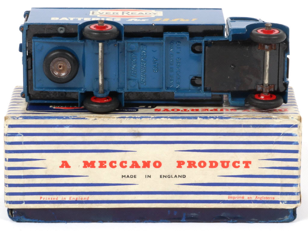 Lot 598 - DINKY TOYS (GB) (1)