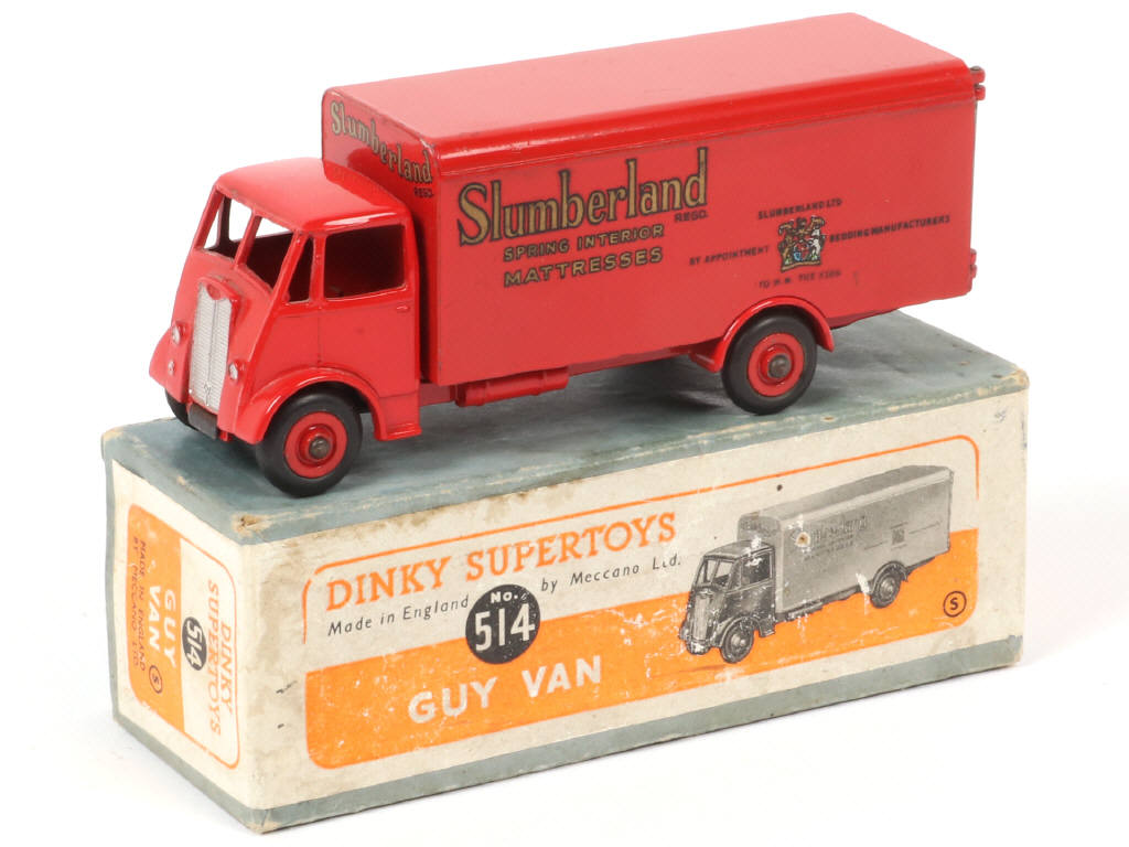 Lot 596 - DINKY TOYS (GB) (1)