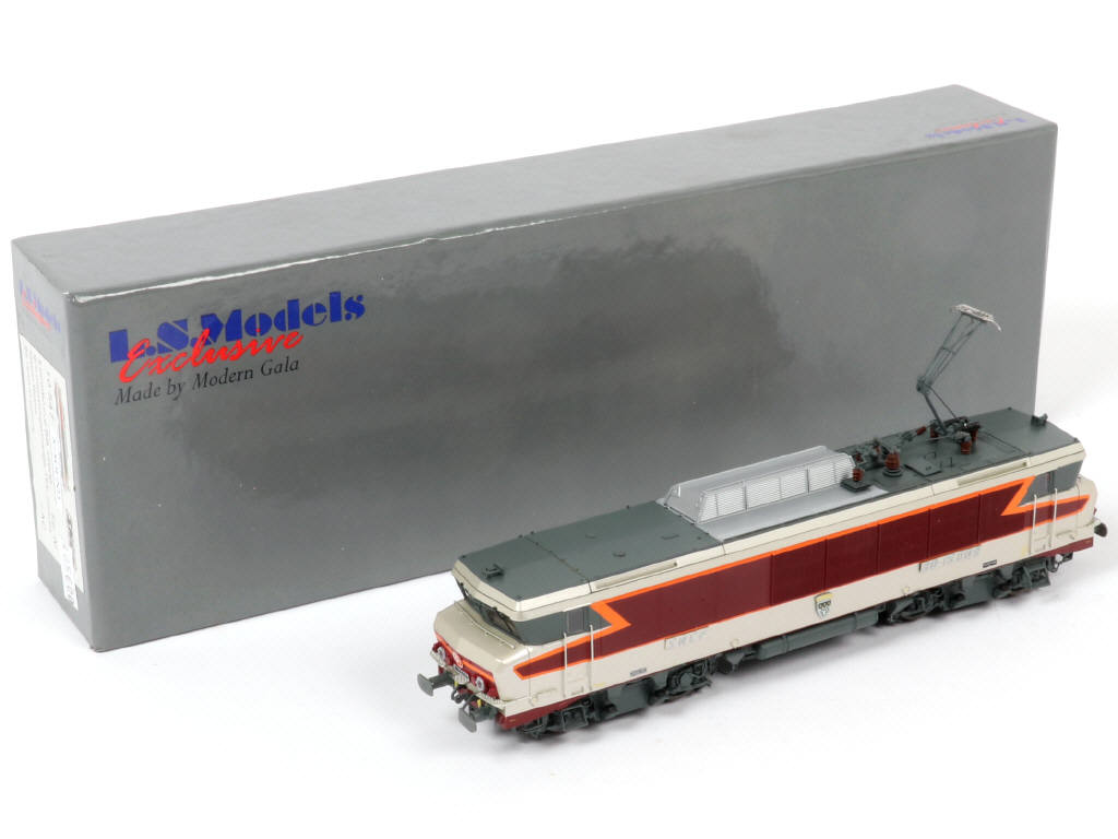 Lot 10 - L.S. MODELS 'HO' (BELGIQUE) (1)