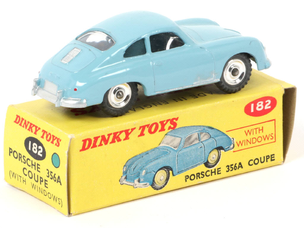 Lot 550 - DINKY TOYS (GB) (1)