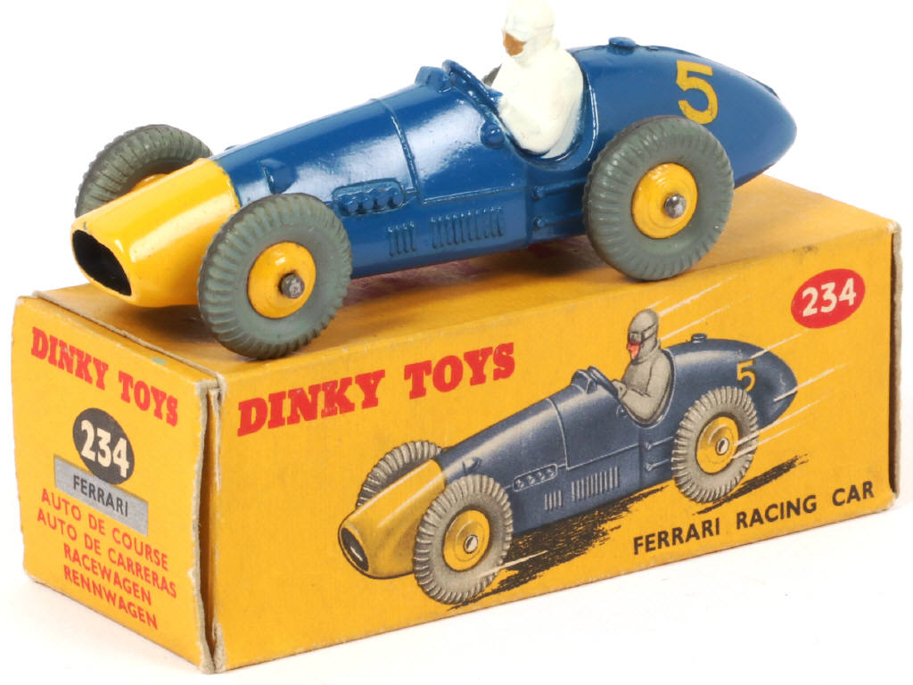 Lot 540 - DINKY TOYS (GB) (1)