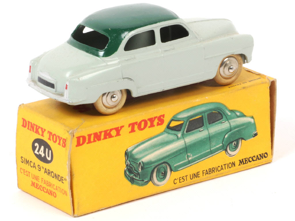 Lot 470 - DINKY TOYS (FRANCE) (1)