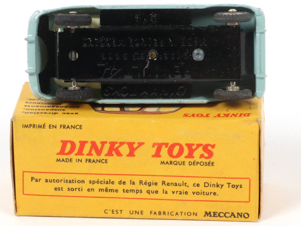 Lot 475 - DINKY TOYS (FRANCE) (1)