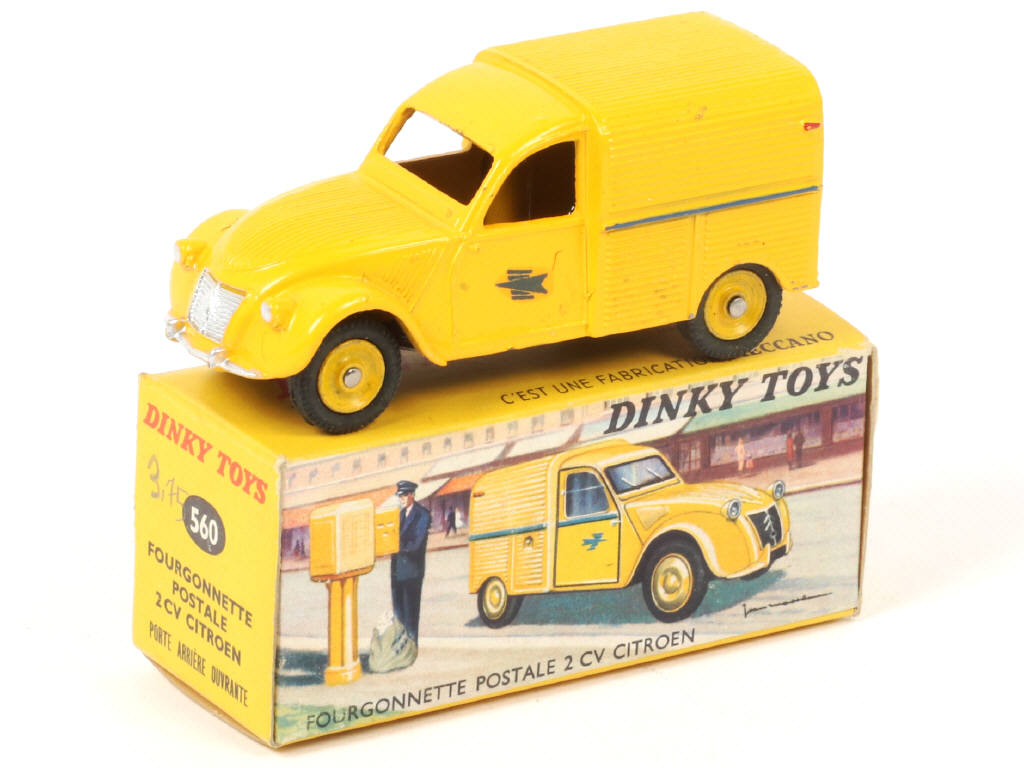 Lot 493 - DINKY TOYS (FRANCE) (1)