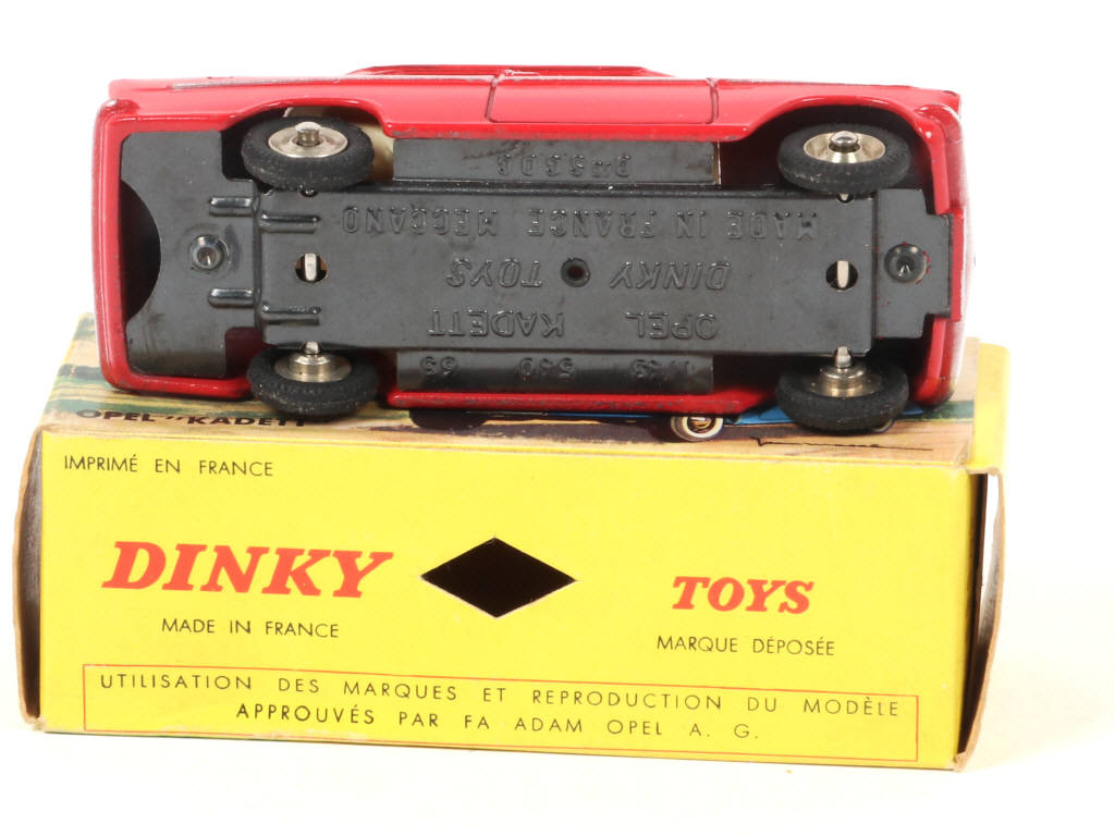 Lot 495 - DINKY TOYS (FRANCE) (1)